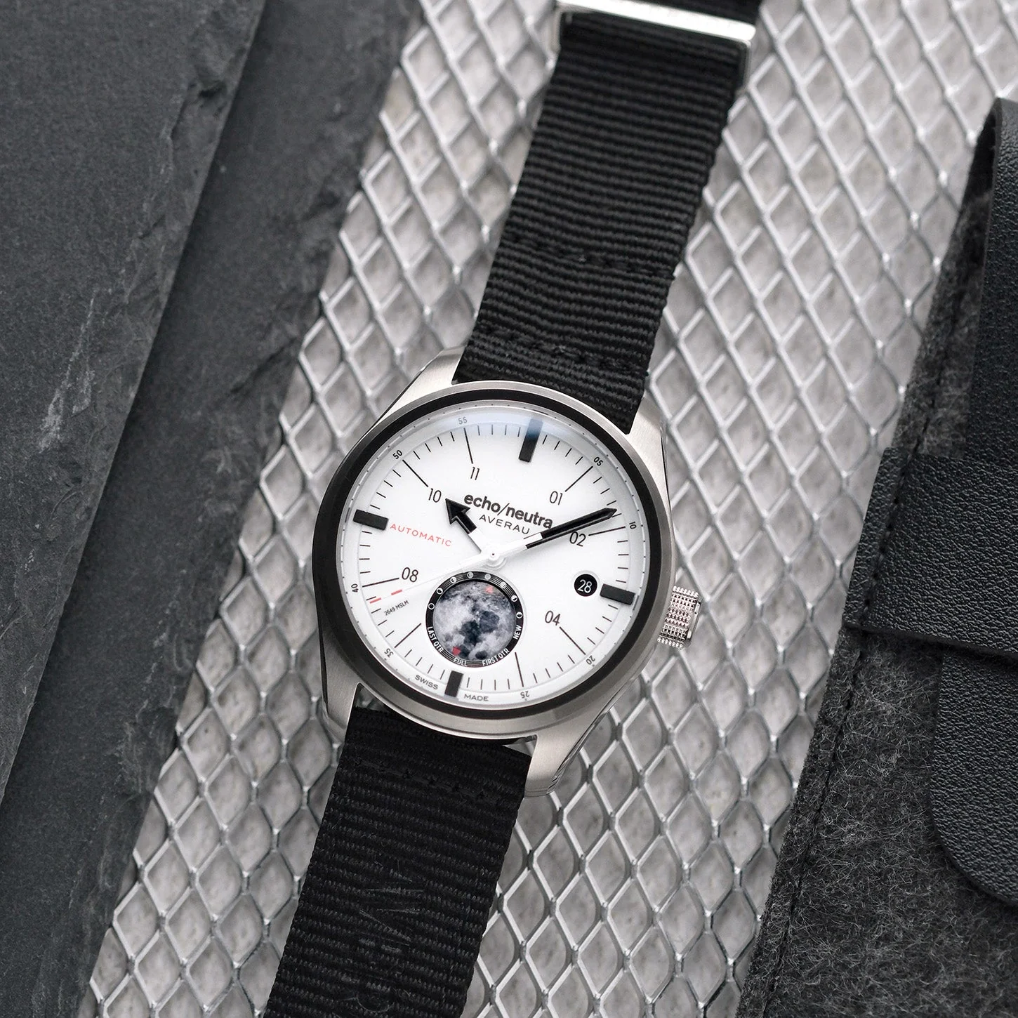 Echo Neutra AVERAU 39 Moon phase “Big Moon” White - Image 5