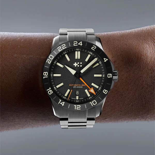 Christopher Ward C63 Sealander Extreme GMT 41mm Black - Image 2