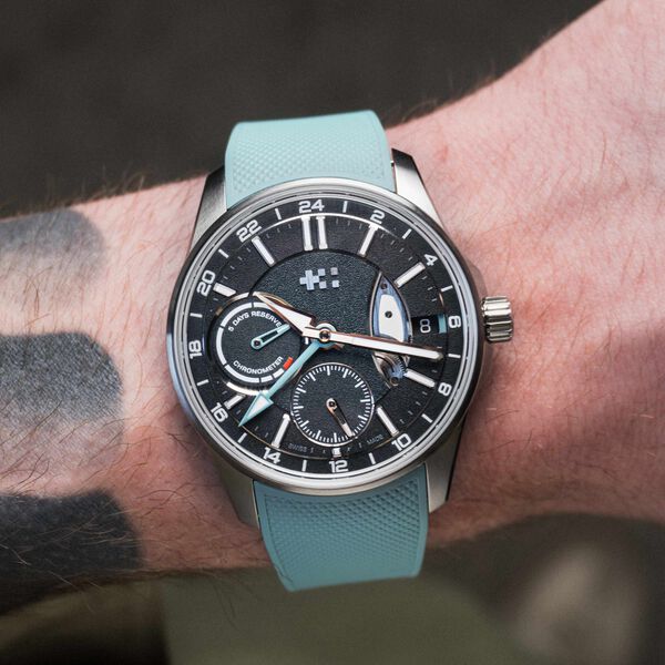 Christopher Ward C63 True GMT - 40.5mm - Black - Image 3