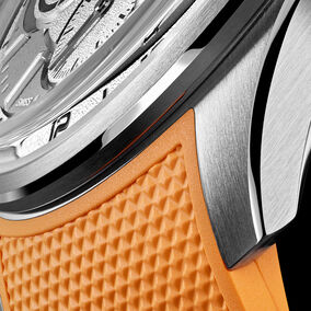 Christopher Ward C63 True GMT - 40.5mm - White - Image 4