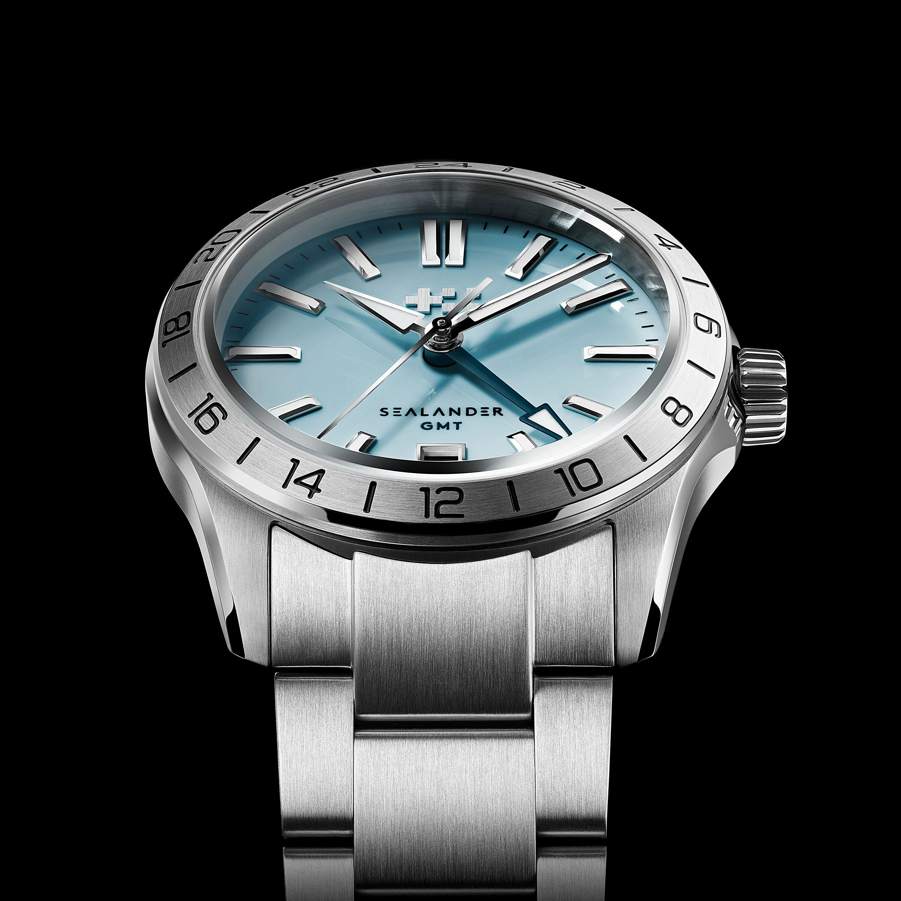 Christopher Ward C63 Sealander GMT 36mm – Sky Blue - Image 6