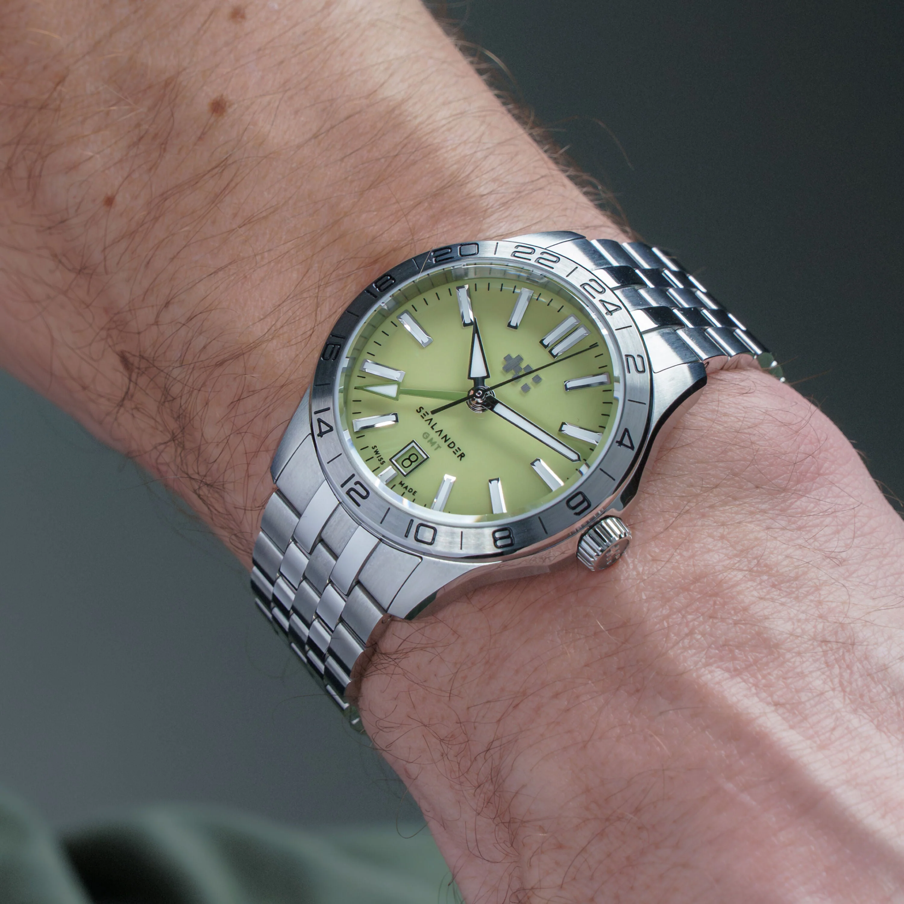 Christopher Ward C63 Sealander GMT 39mm – Pistachio - Image 11