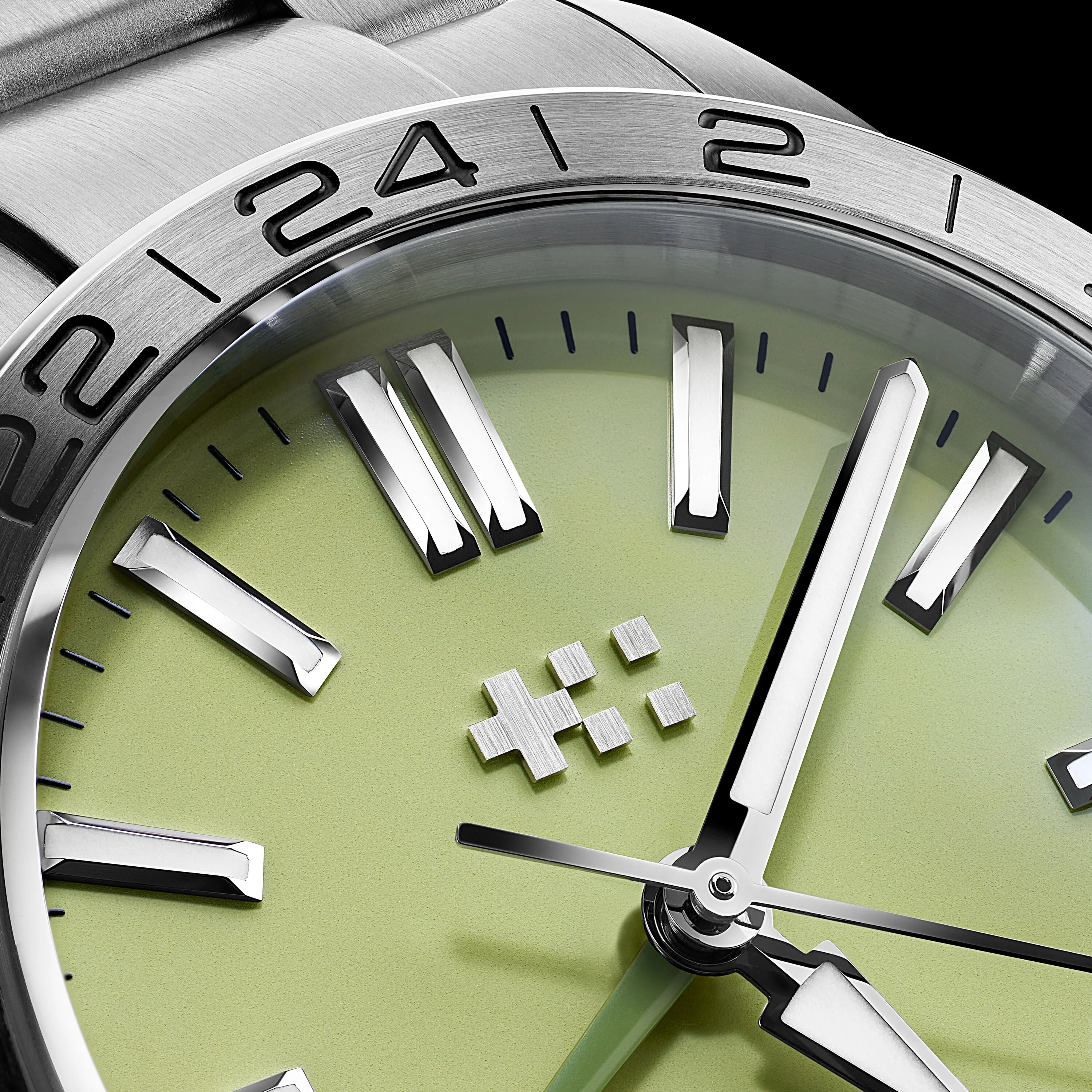 Christopher Ward C63 Sealander GMT 39mm – Pistachio - Image 5
