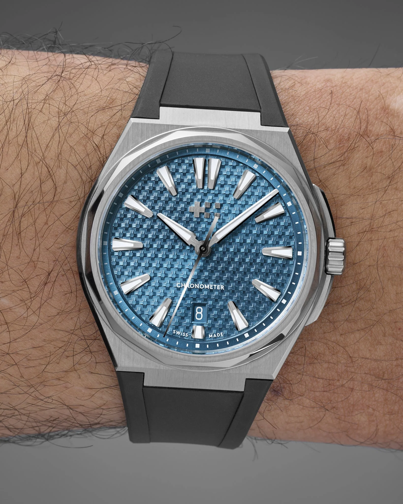 Christopher Ward The Twelve Titanium - Fjord Blue -  Non-Fumé 40mm - Image 3