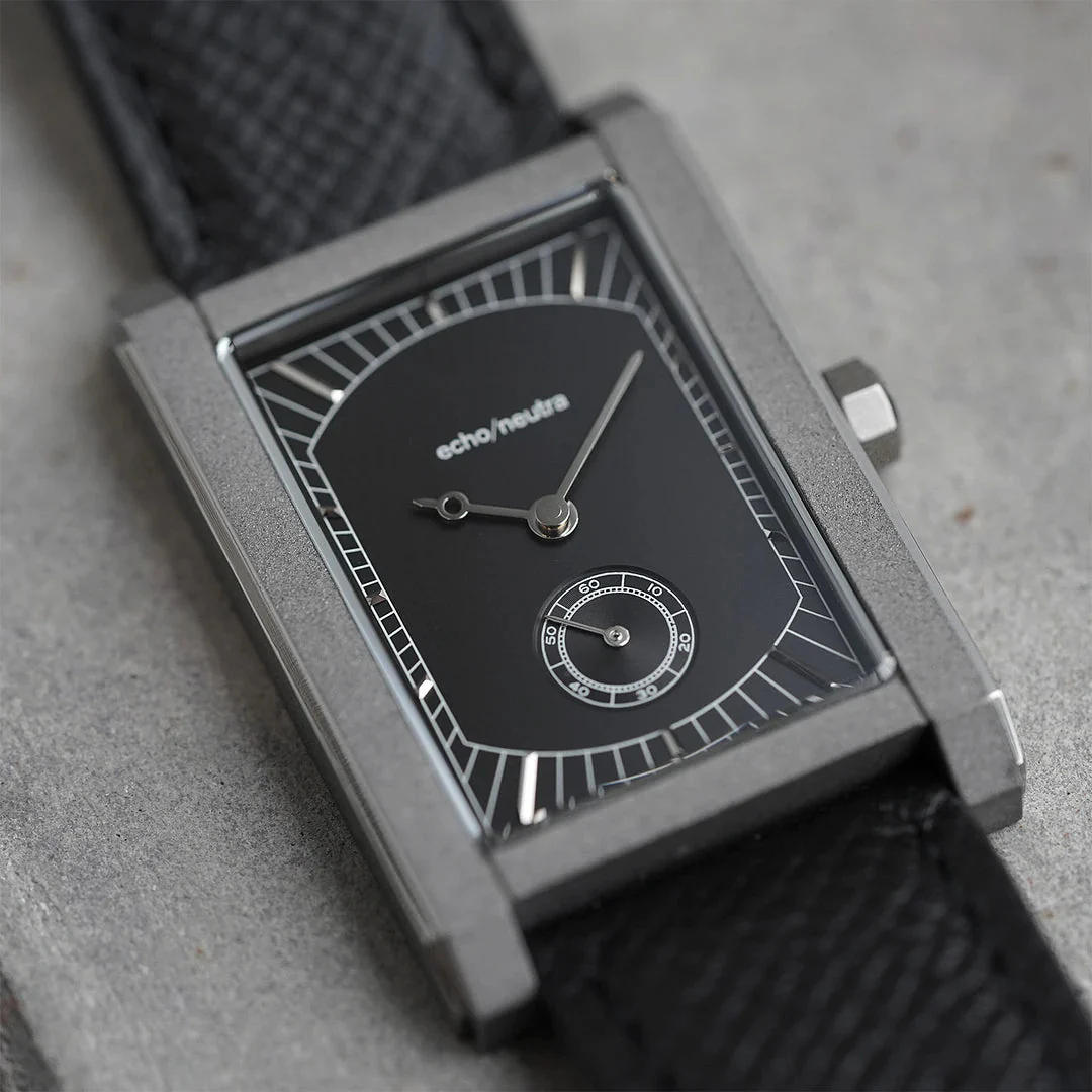 Echo Neutra Rivanera Black - Image 4