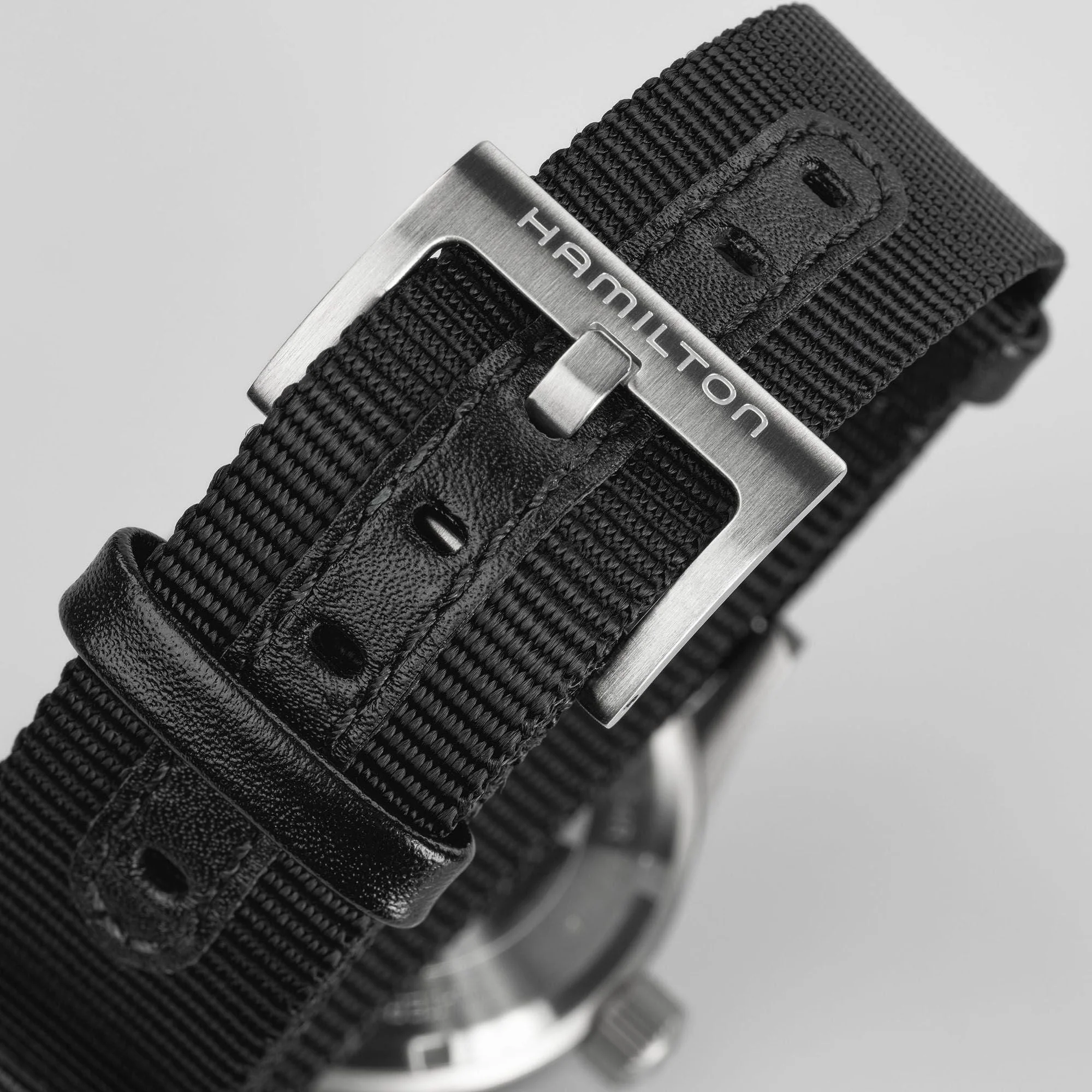 Hamilton Khaki Field Mechanical 38mm - Image 4