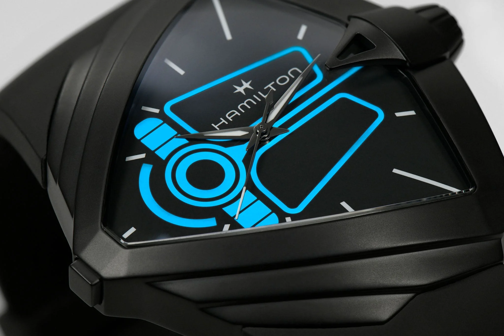 Hamilton Ventura XXL Bright Dune Limited Edition - Image 5