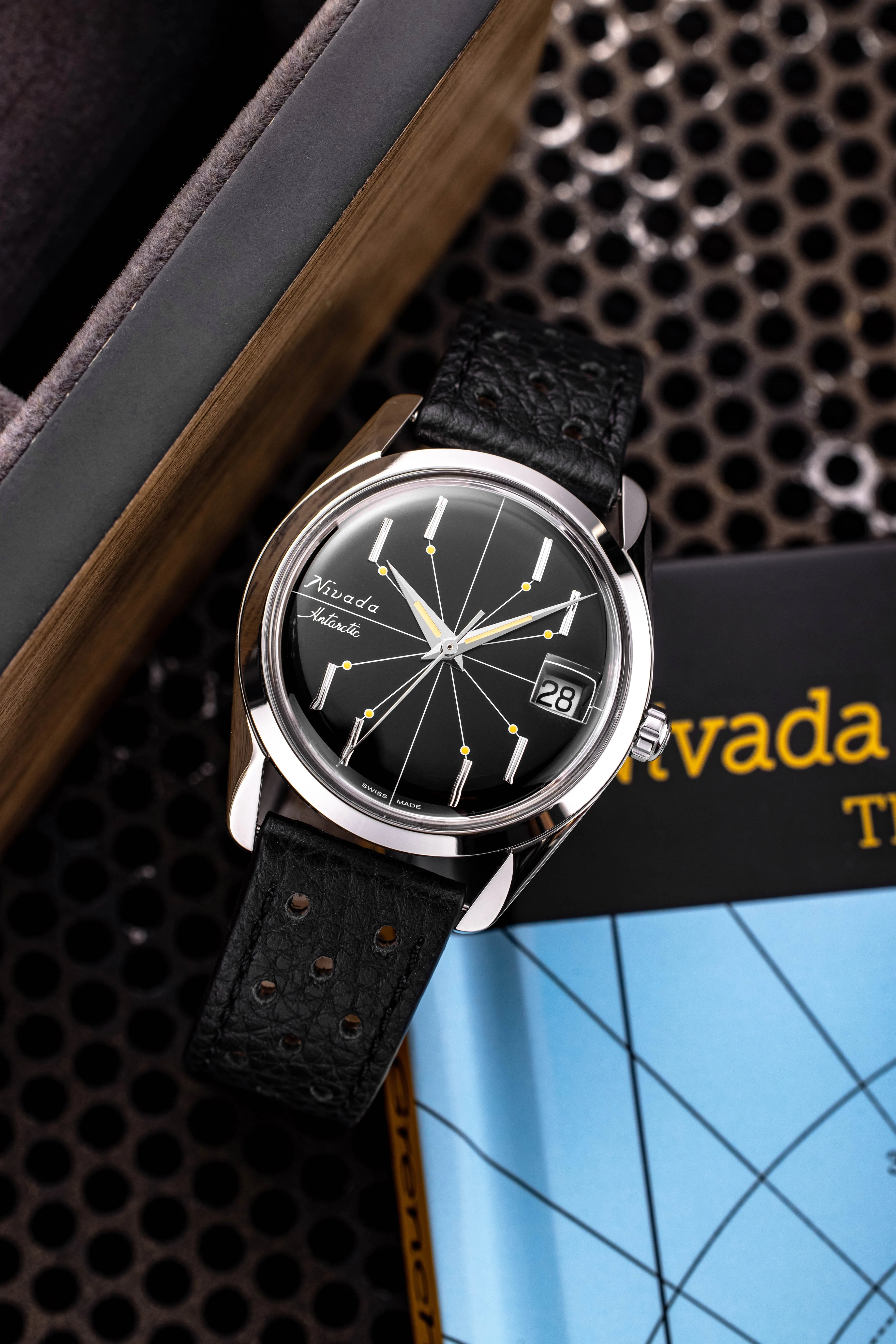 Nivada Grenchen Antarctic Spider Black 35mm - Image 6