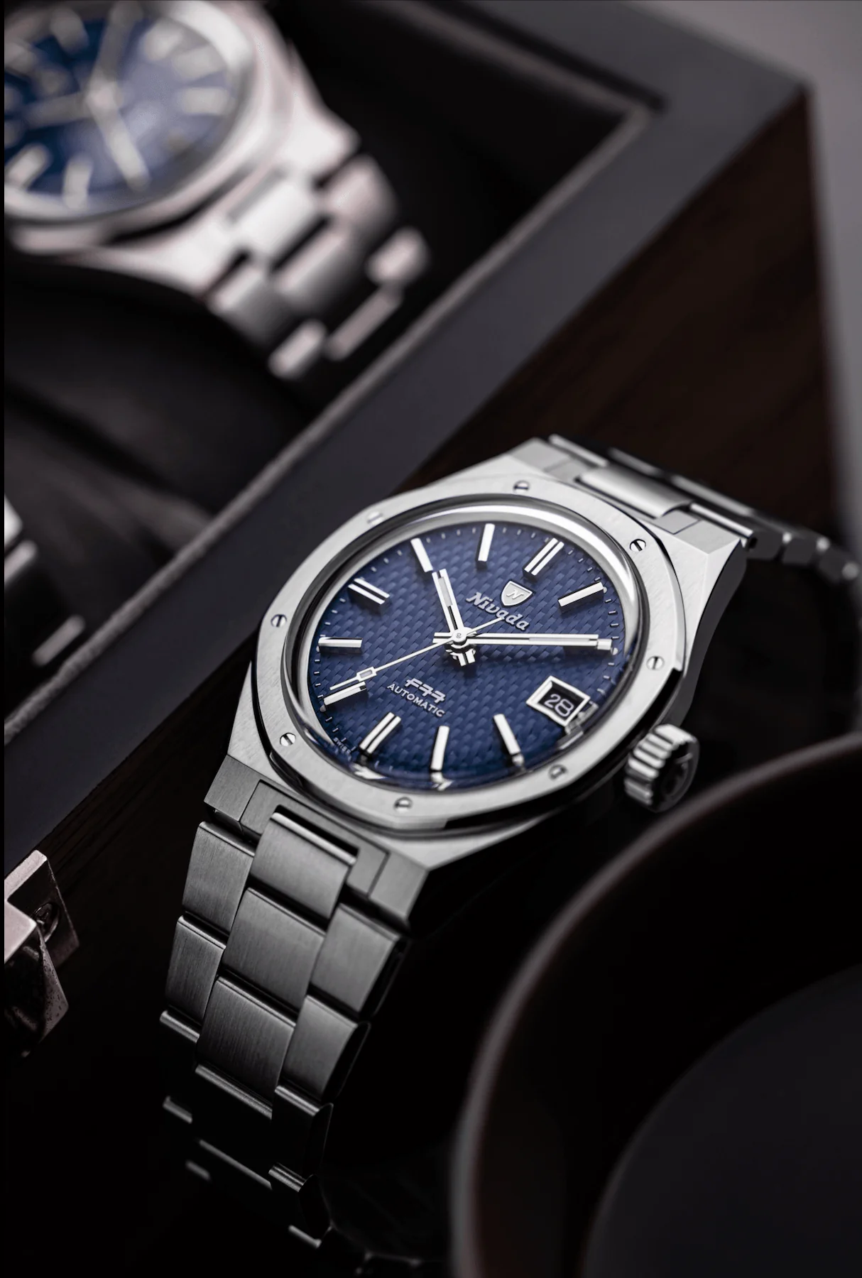 Nivada Grenchen F77 Blue With Date - Image 15