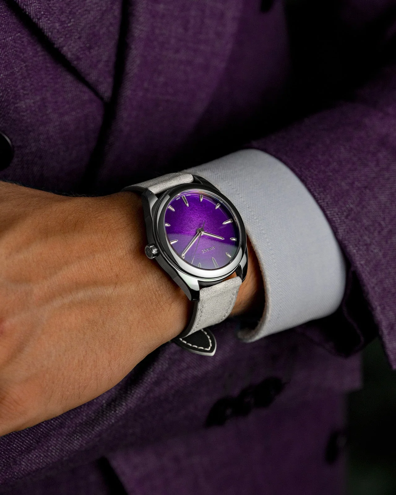 AWAKE Sơn Mài - Silver Leaf « Ultra Violet » - Image 3