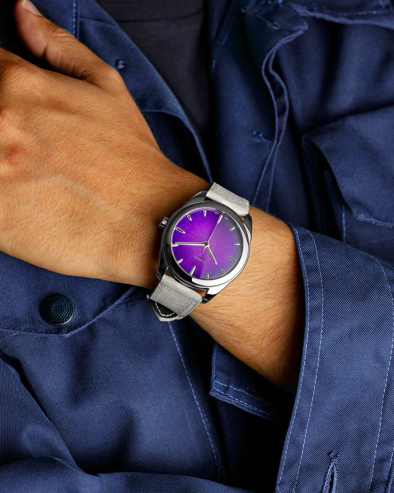 AWAKE Sơn Mài - Silver Leaf « Ultra Violet » - Image 7