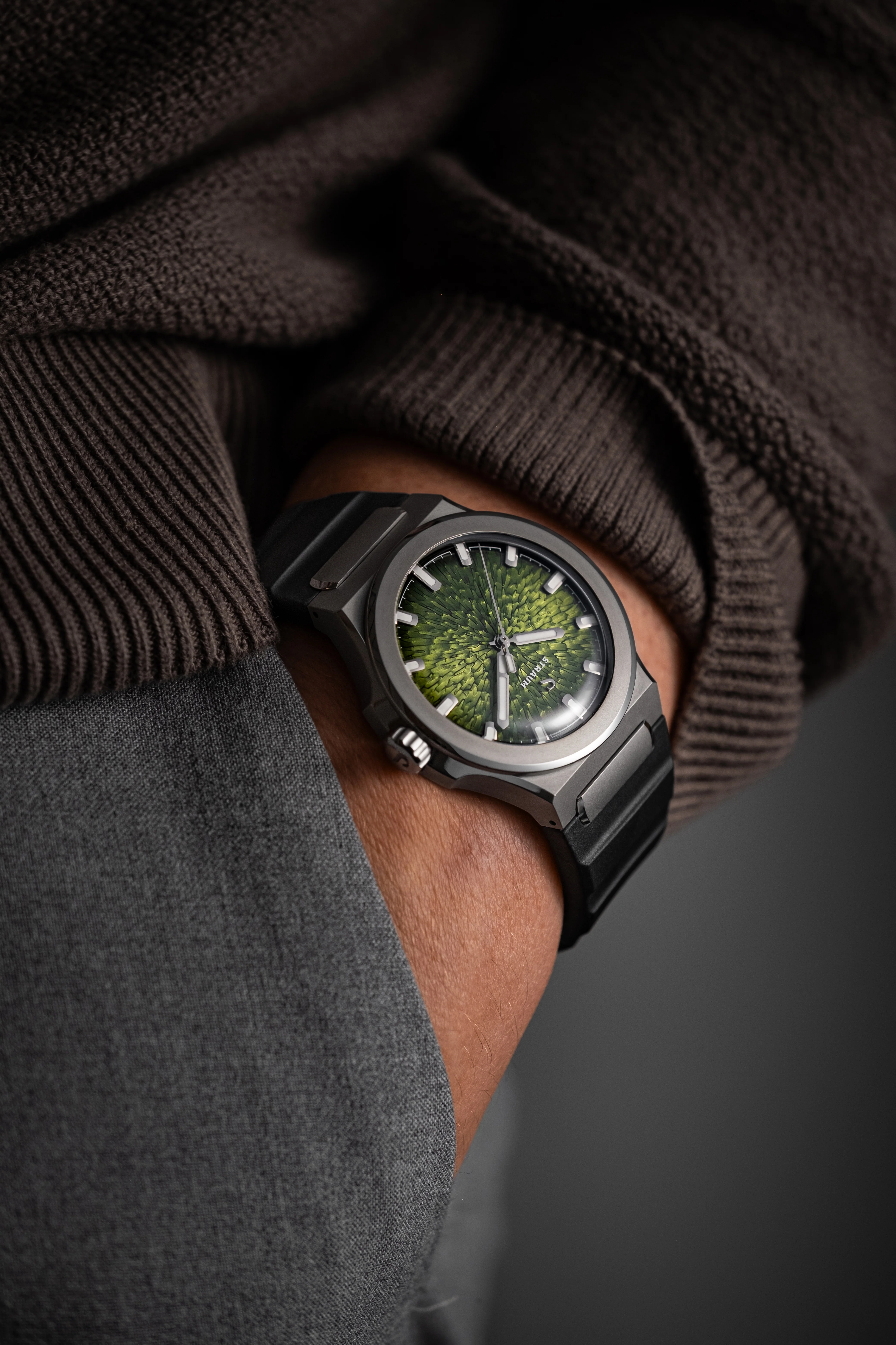 Straum × Time+Tide Jan Mayen Titanium - Image 10